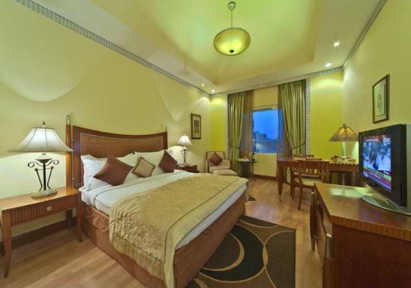 Hotel Hindusthan International, כלכותה מראה חיצוני תמונה