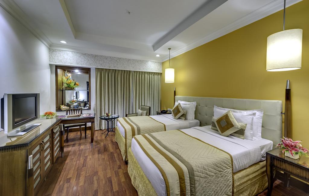Hotel Hindusthan International, כלכותה מראה חיצוני תמונה