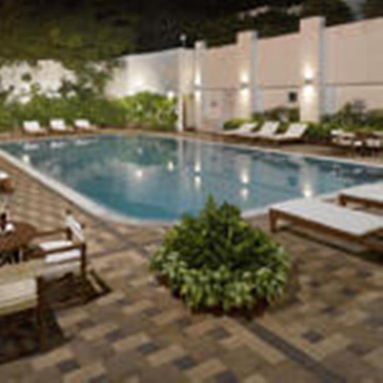 Hotel Hindusthan International, כלכותה מראה חיצוני תמונה